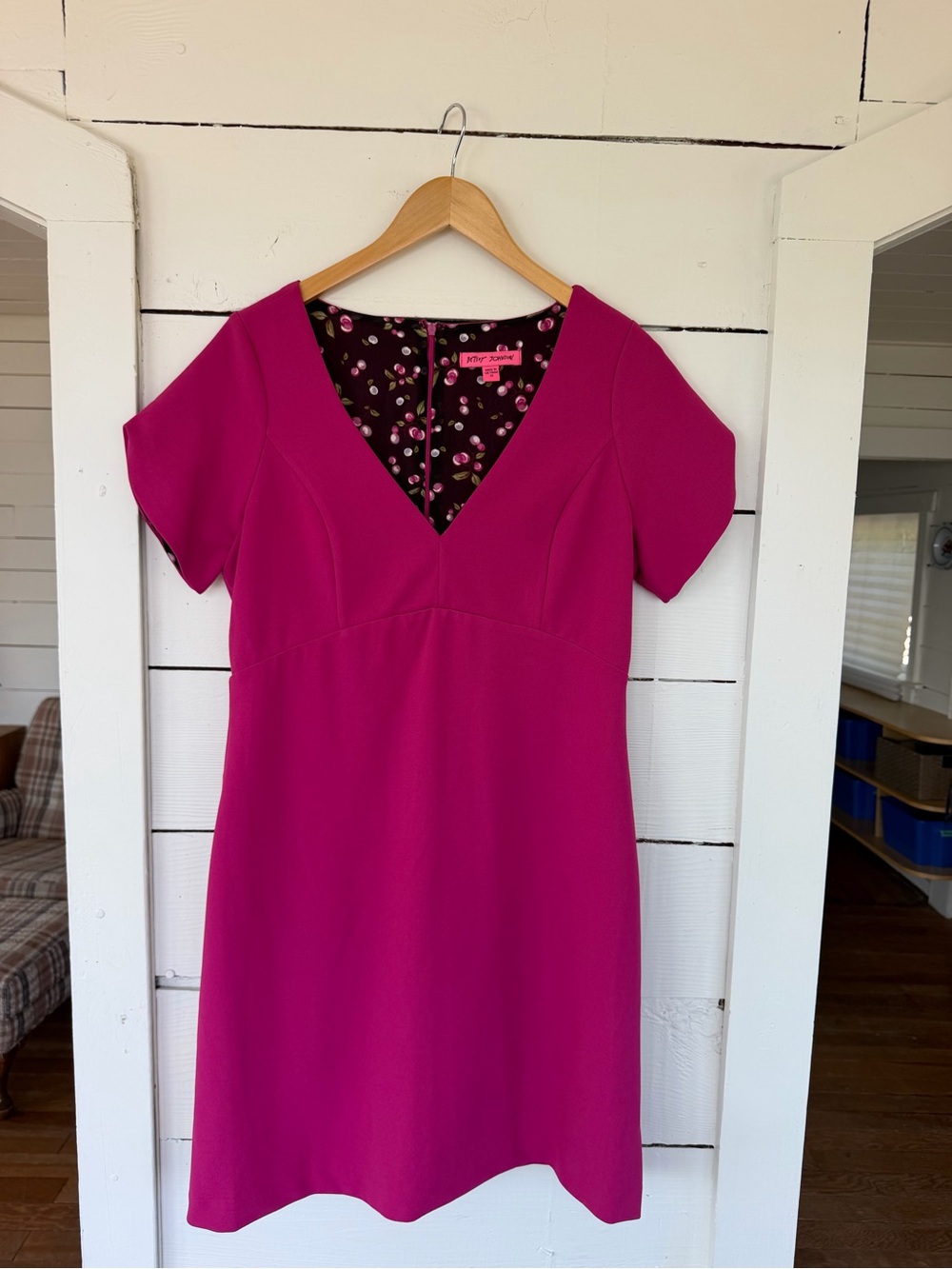 Betsey Johnson Pink V-neck Short Sleeve Dress
